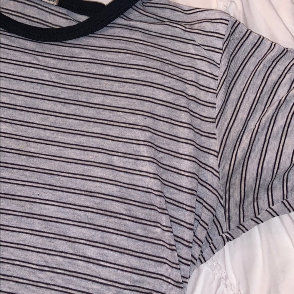 BRANDY MELVILLE TOP
